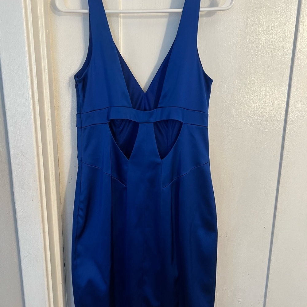 David Meister Royal Blue V-Neck midi dress. SIZE 8. - Picture 2 of 8